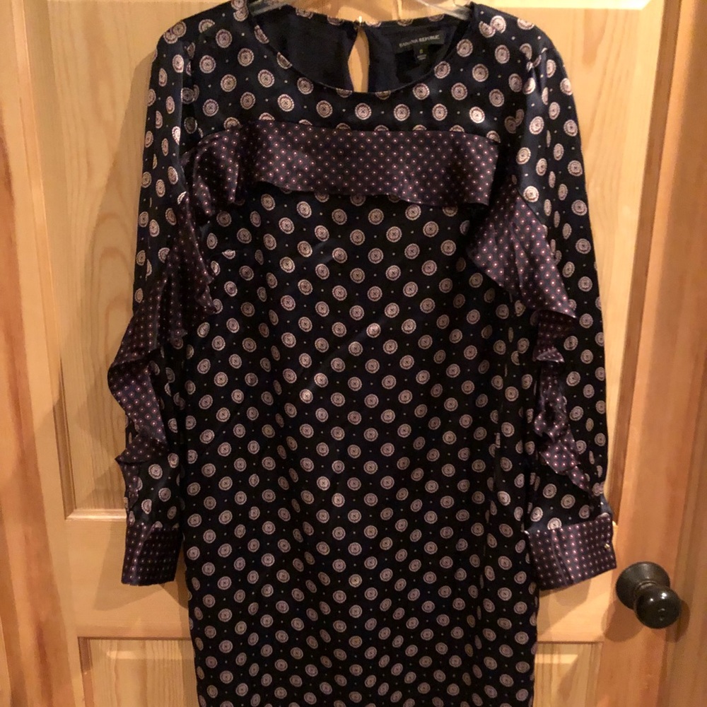 Banana republic silk dress never worn!